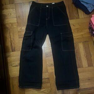 Black Cargo Pants for Women (Size Medium)